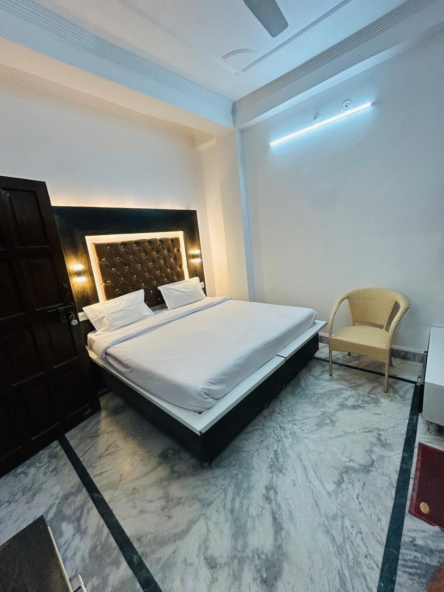 Maa Vaibhav Laxmi Guest House リシケーシュ エクステリア 写真